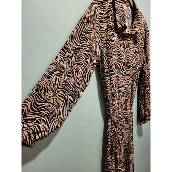 New L Space Avalon Button Up Maxi Dress Belted Long Sleeve Tiger Stripe Sz L - Picture 4 of 8